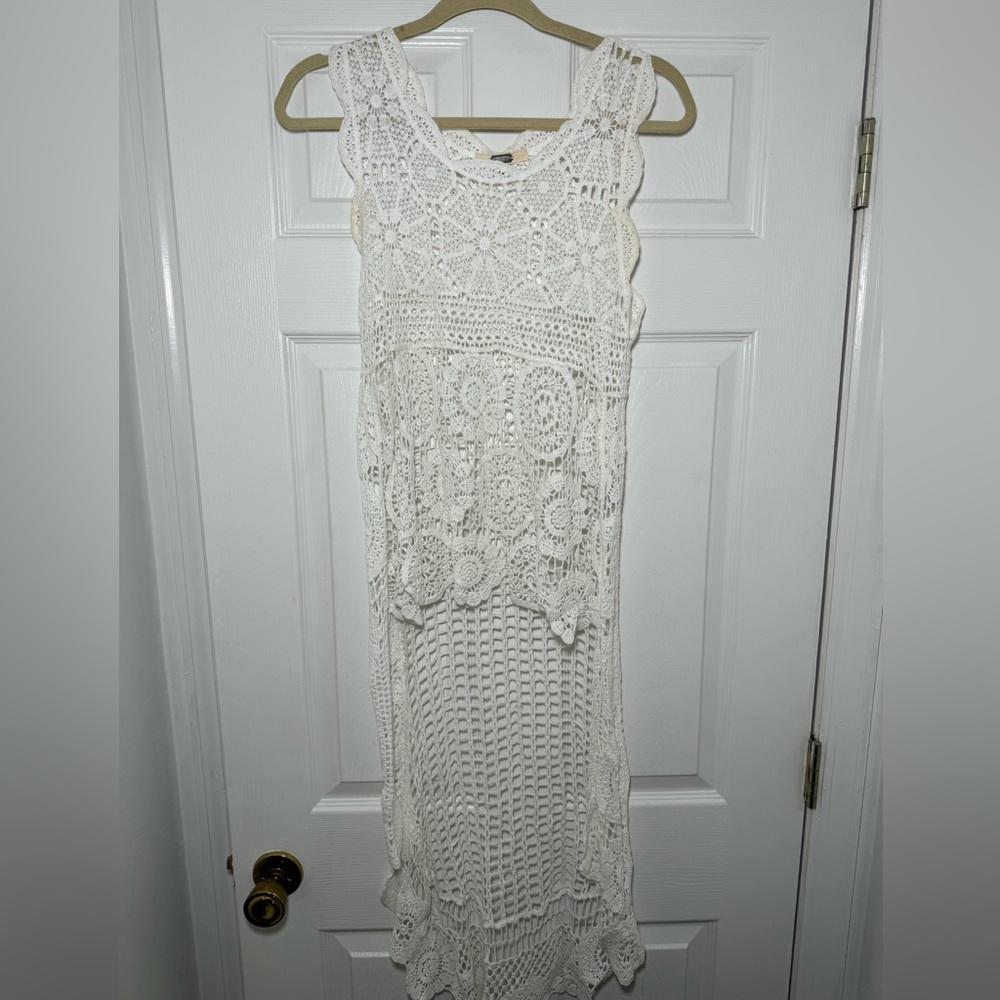 Gimmicks Crochet High Low Tank